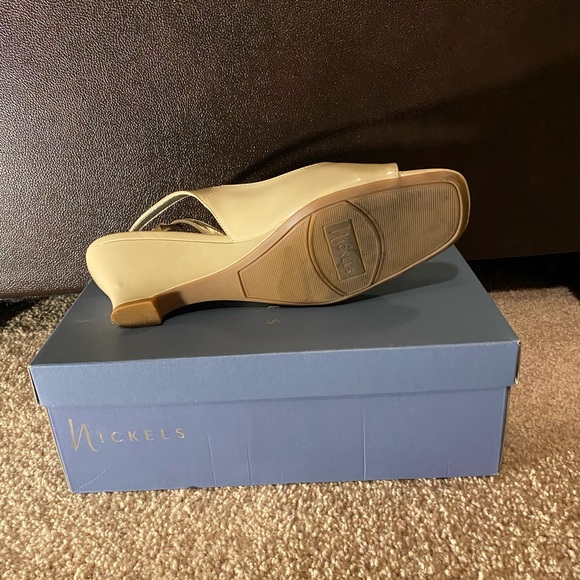 Nickels Sandal - Picture 2 of 3